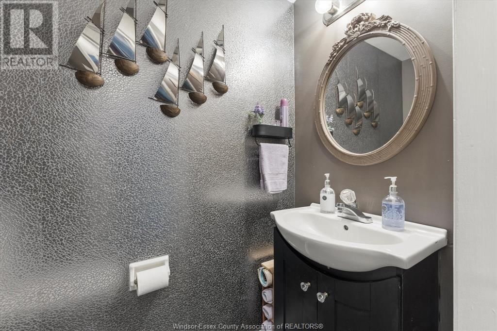 6256 ROSE-VILLE GARDEN DRIVE Image 16