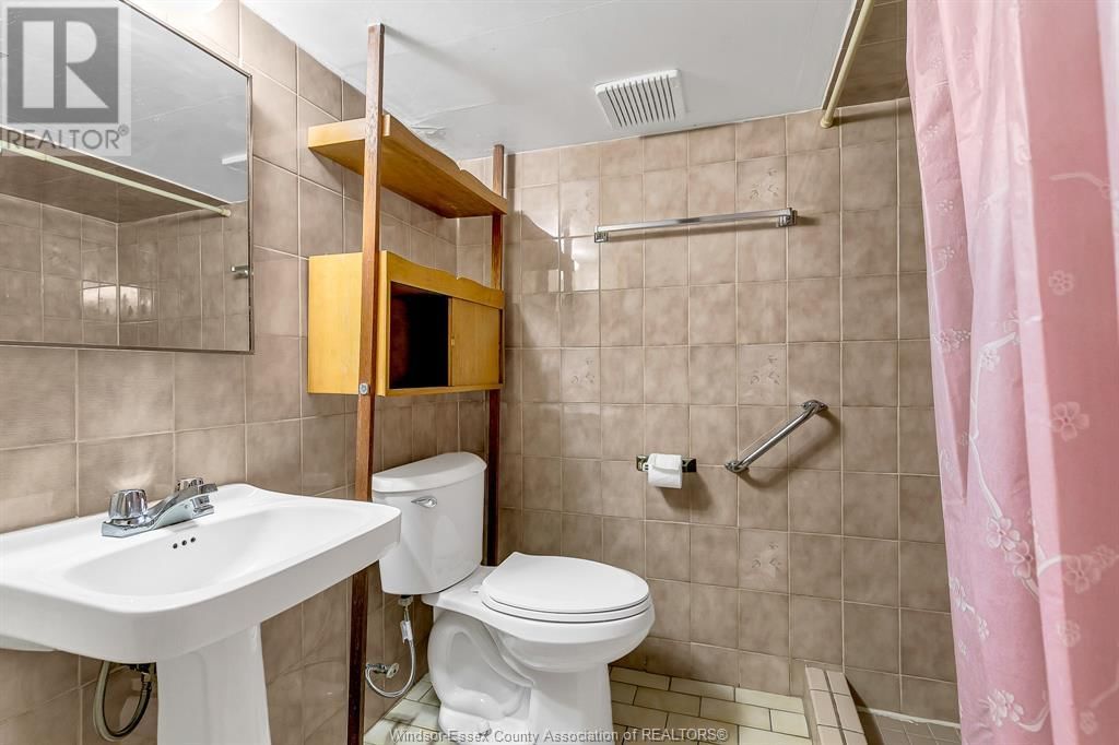 953 MARENTETTE AVENUE Image 26
