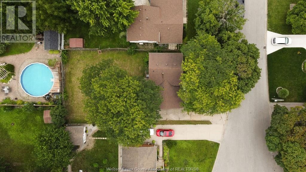 5440 LYNDON Image 25