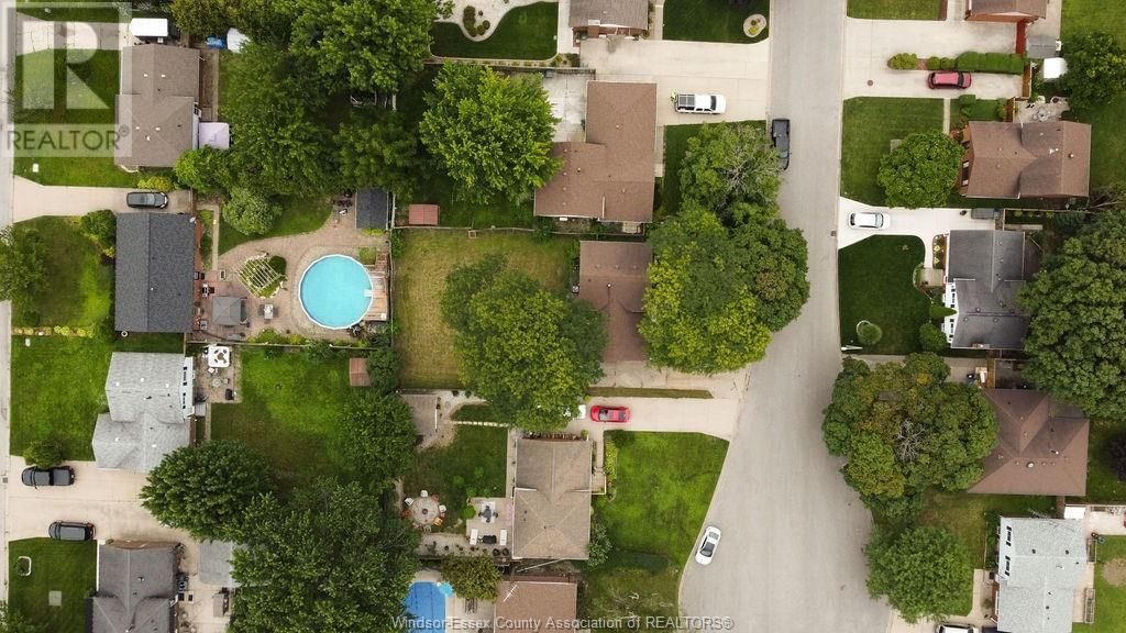 5440 LYNDON Image 26