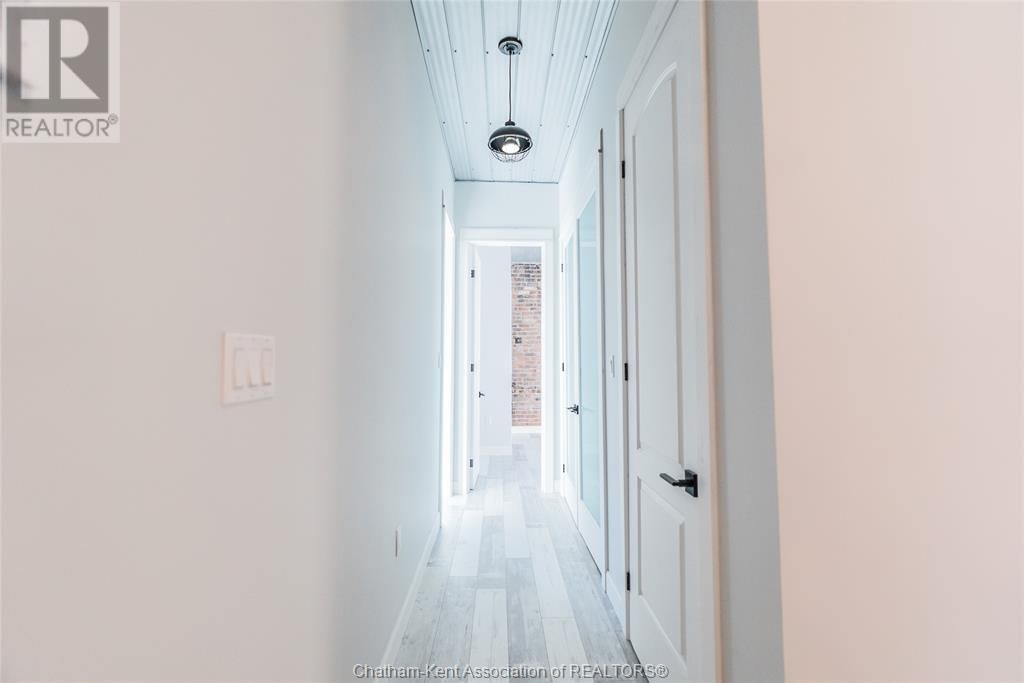 2A - 210 KING STREET WEST Image 22