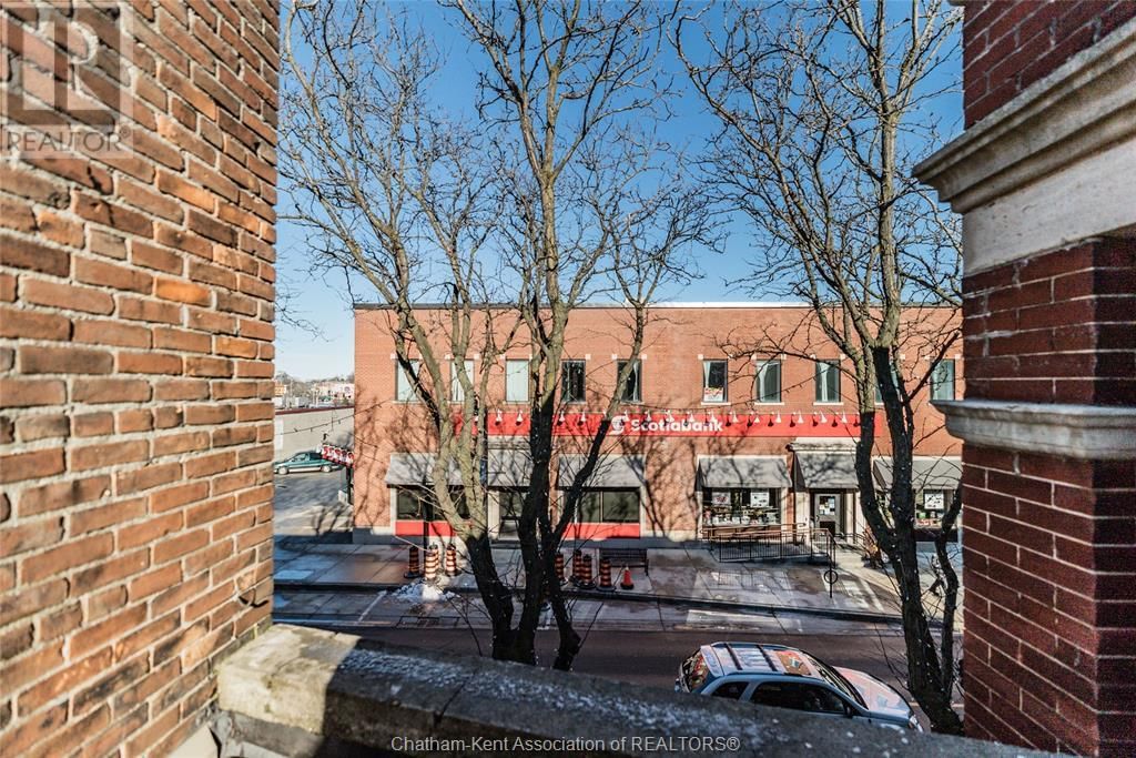 2A - 210 KING STREET WEST Image 36