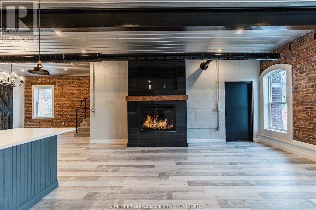 2A - 210 KING STREET WEST Image 7