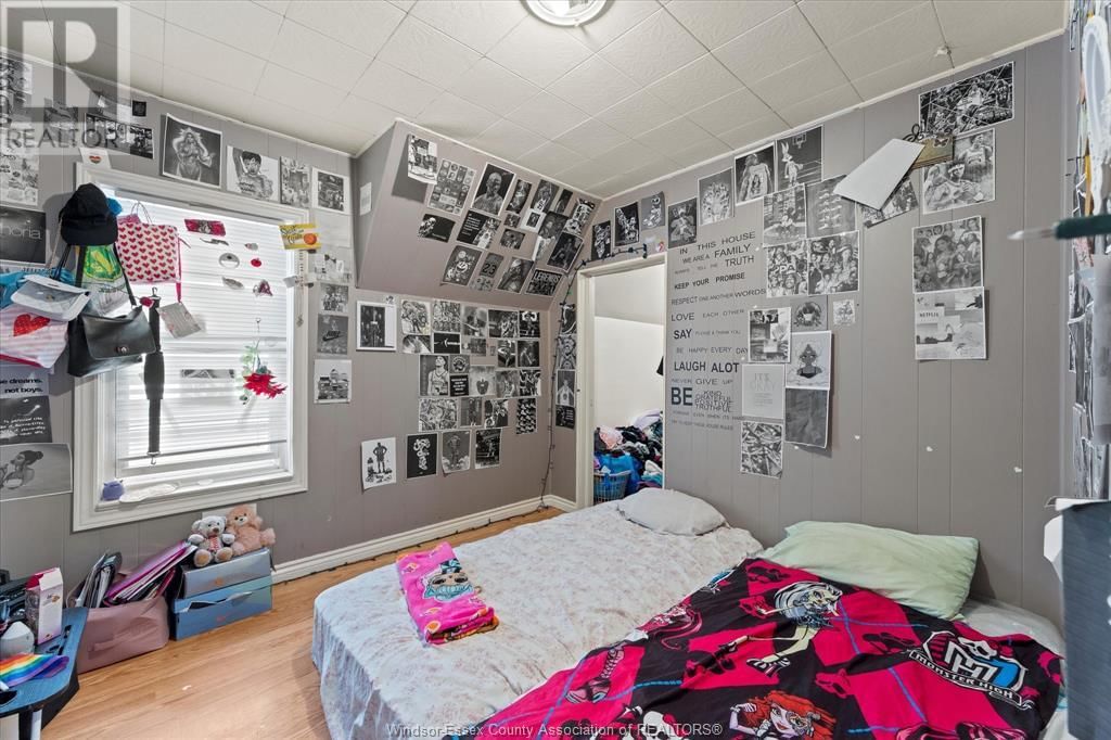 1135 ALBERT ROAD Image 26