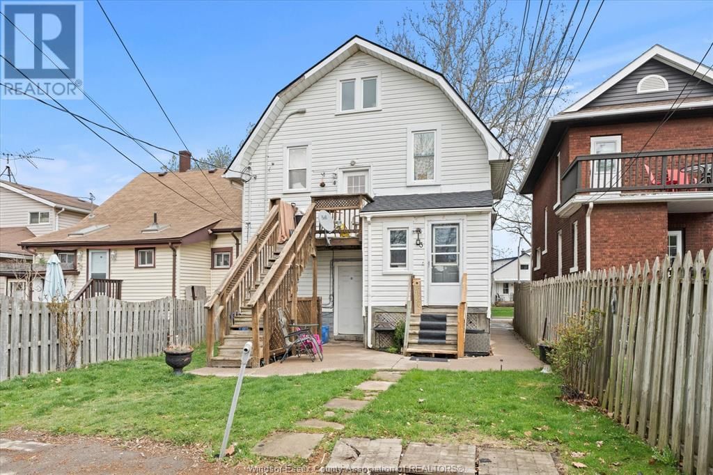 1135 ALBERT ROAD Image 30