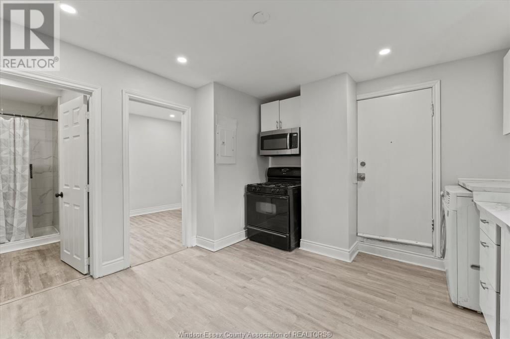 440 PARENT AVENUE Image 13