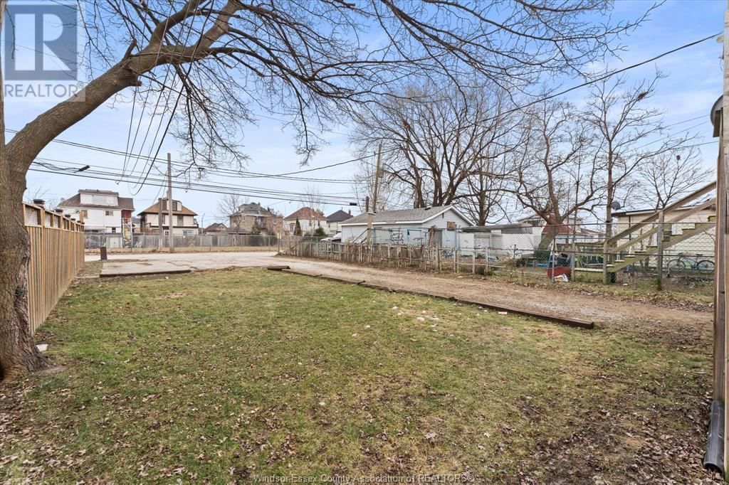 440 PARENT AVENUE Image 33