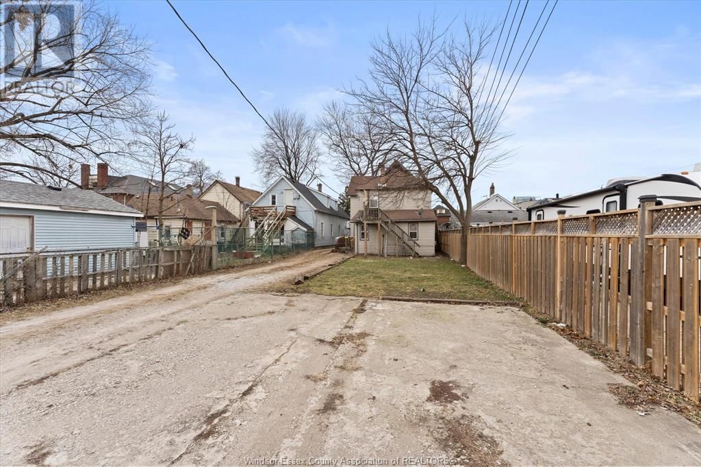 440 PARENT AVENUE Image 35