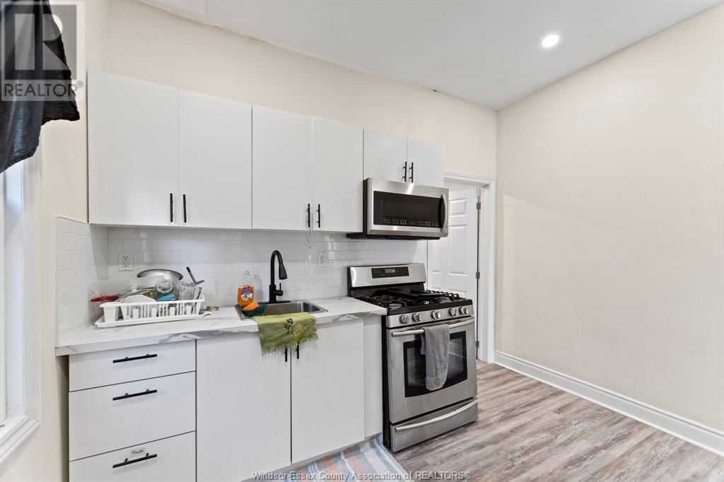 440 PARENT AVENUE Image 7