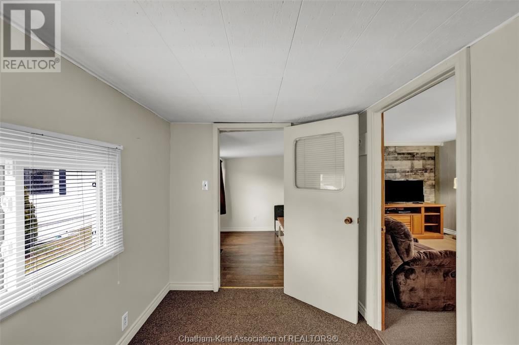 2 - 22220 CHARING CROSS ROAD Image 9