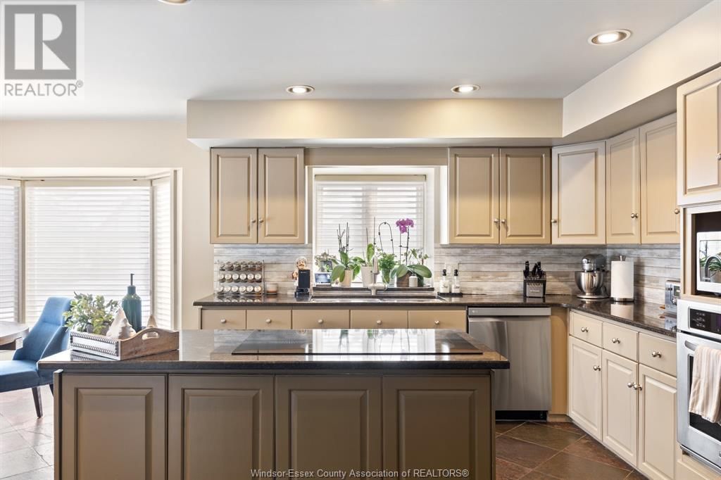 3940 VILLA BORGHESE DRIVE Image 10