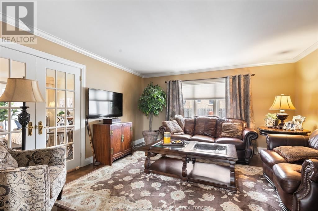 3940 VILLA BORGHESE DRIVE Image 13