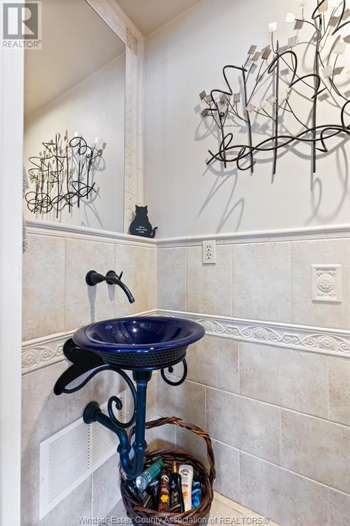 3940 VILLA BORGHESE DRIVE Image 22