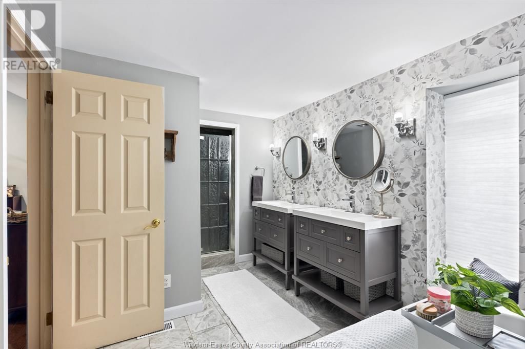 3940 VILLA BORGHESE DRIVE Image 29