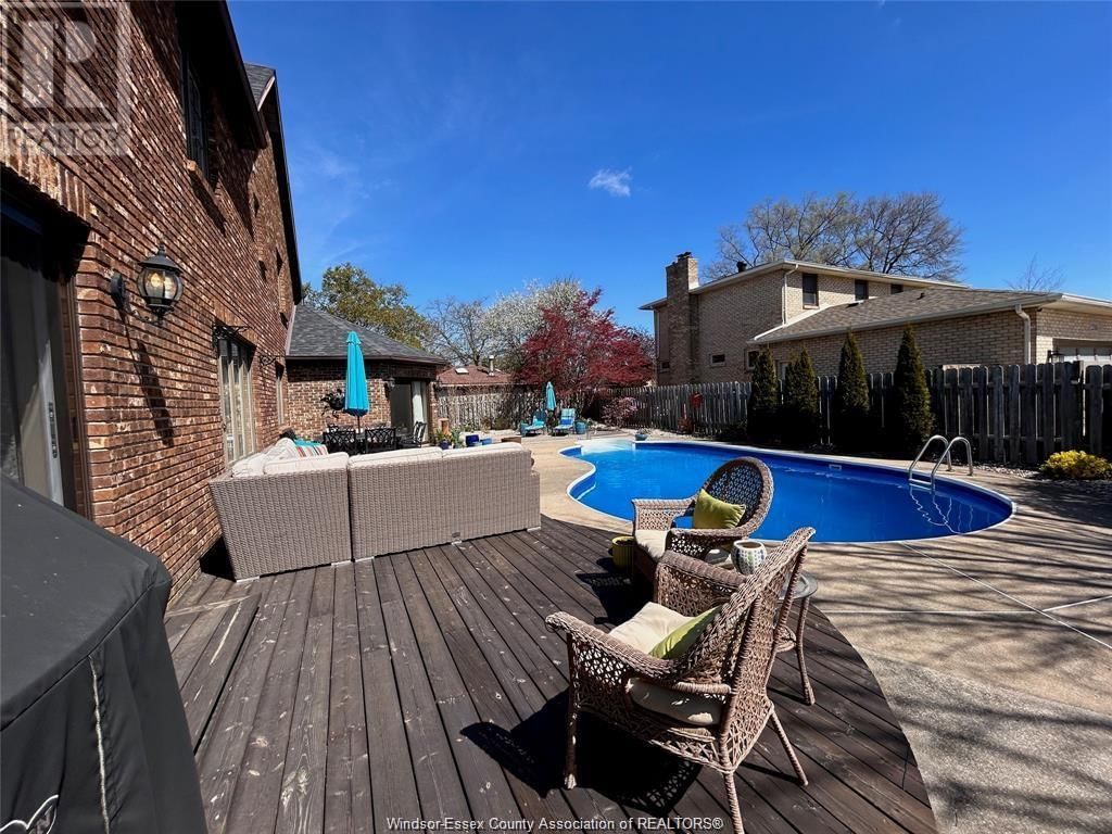 3940 VILLA BORGHESE DRIVE Image 34