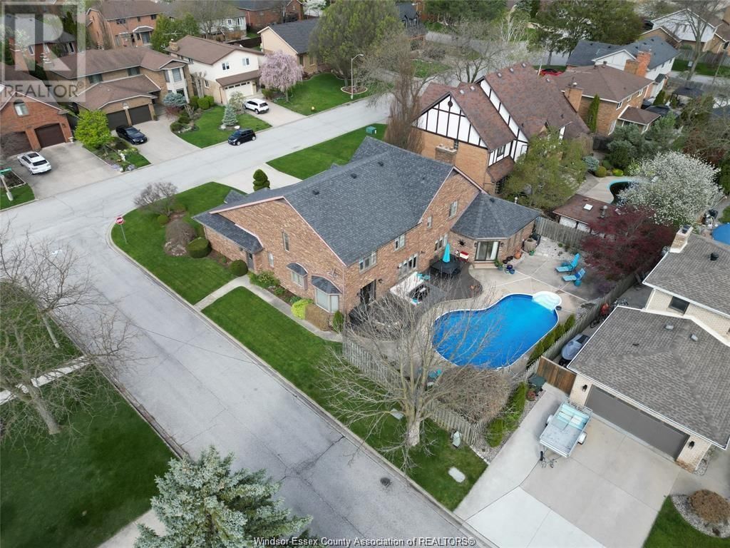 3940 VILLA BORGHESE DRIVE Image 35