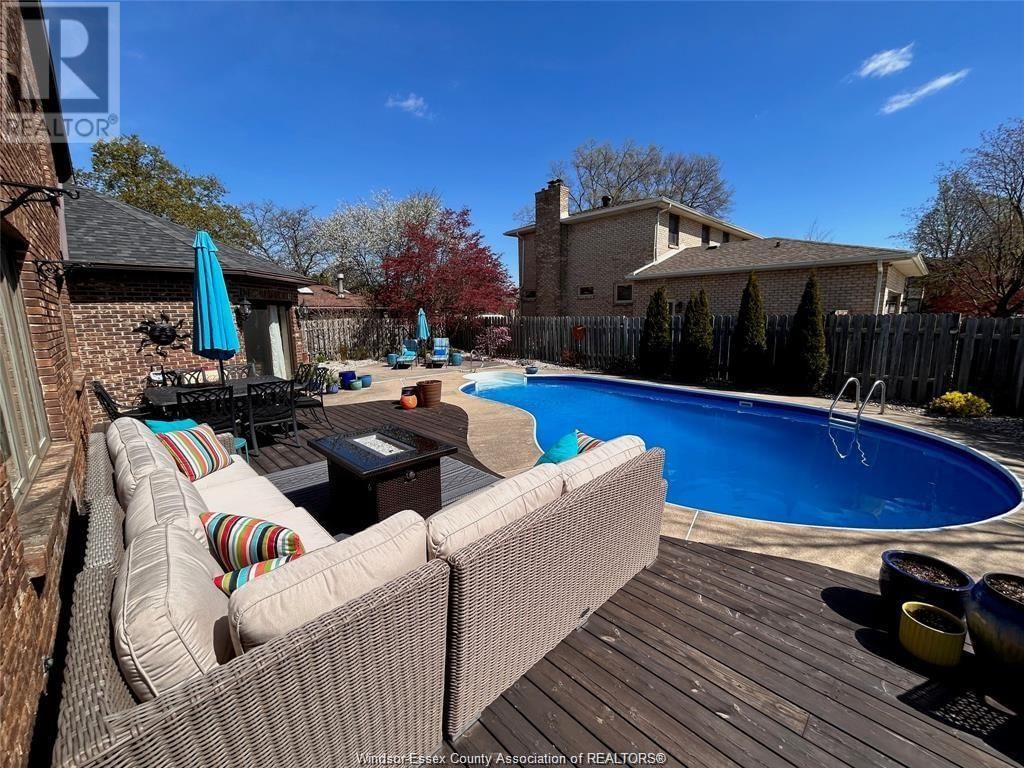 3940 VILLA BORGHESE DRIVE Image 37