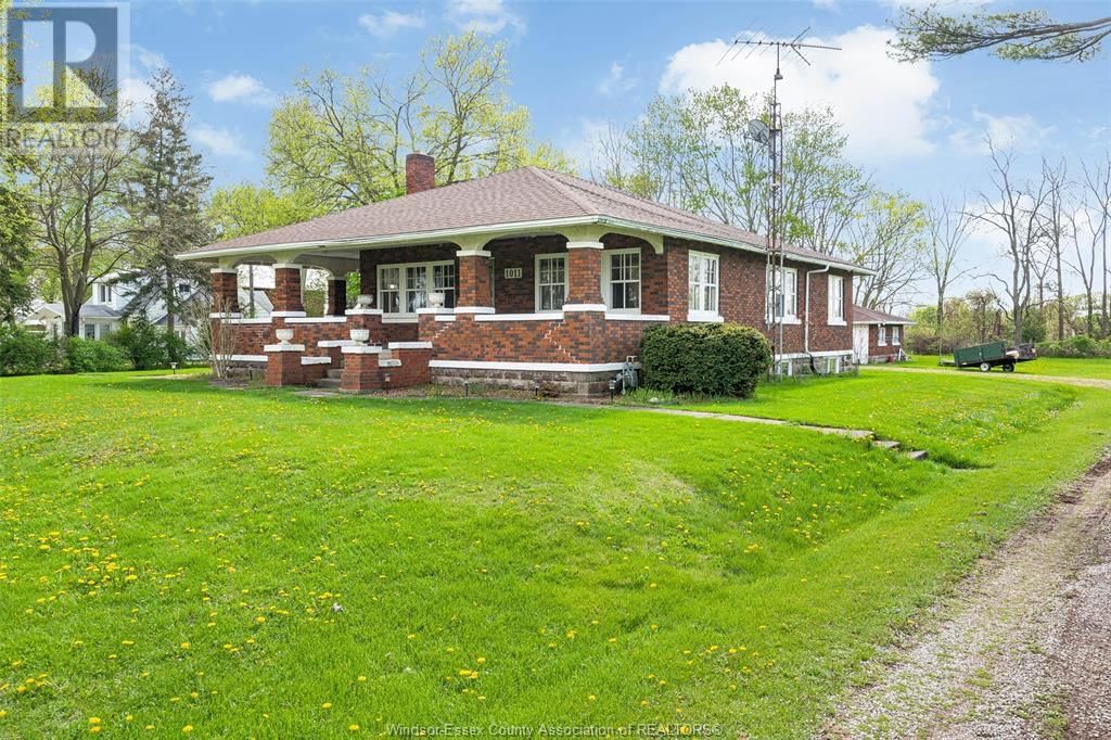 1011 MCCAIN SIDEROAD Image 2