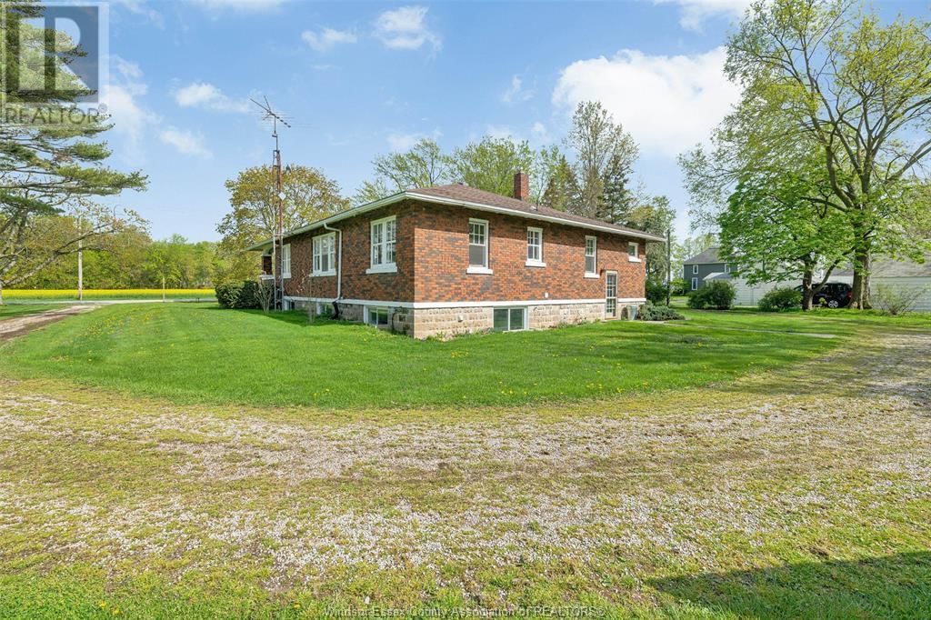 1011 MCCAIN SIDEROAD Image 30