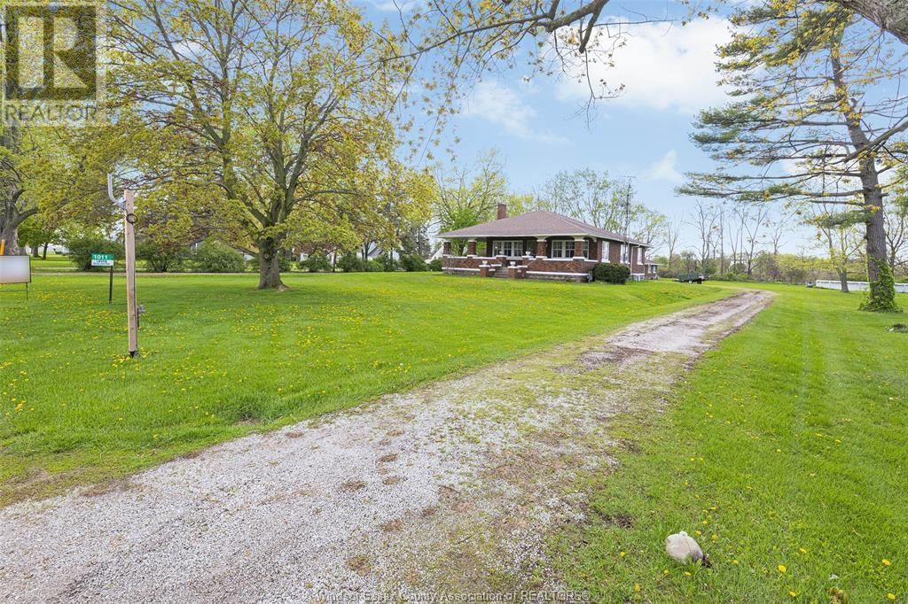 1011 MCCAIN SIDEROAD Image 35
