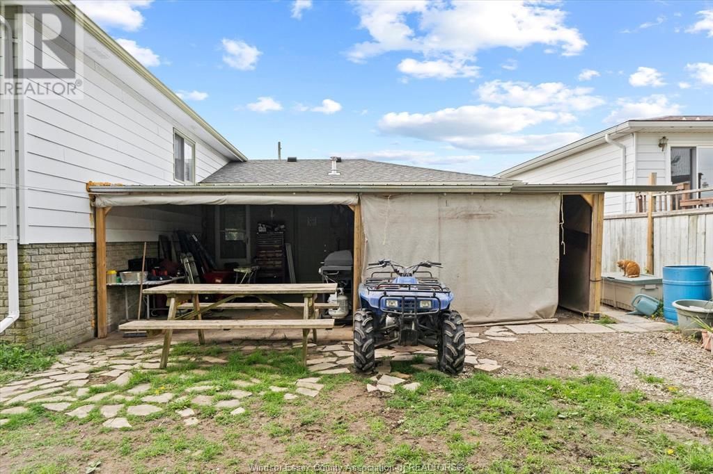 7149 WILLIAM STREET Image 30