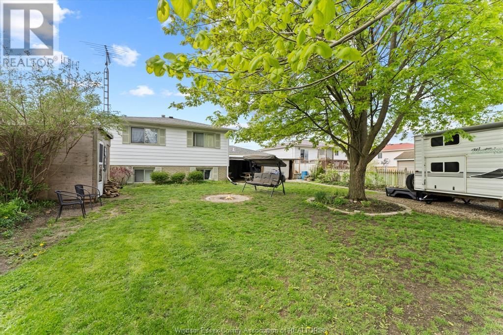 7149 WILLIAM STREET Image 33