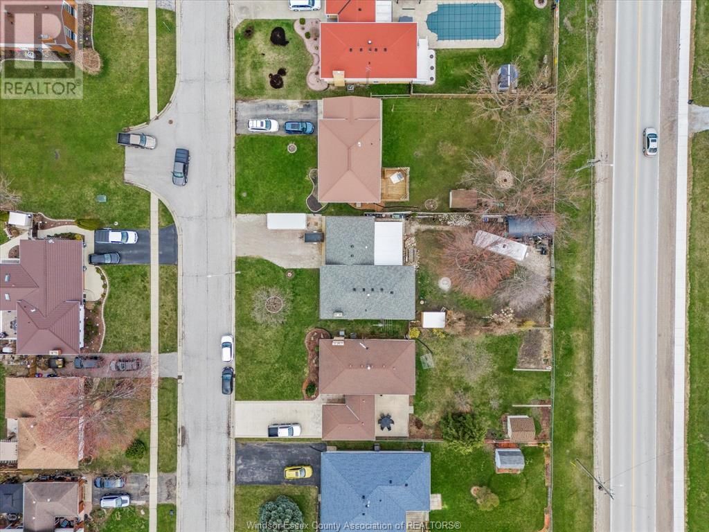 7149 WILLIAM STREET Image 38