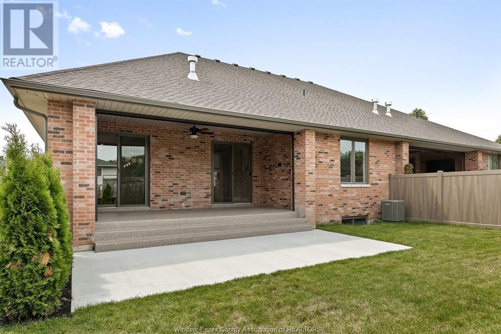 928 ST. JUDE COURT Image 32