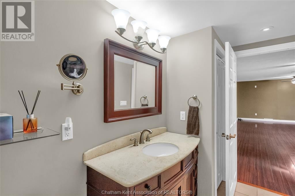22546 MERLIN ROAD Image 23