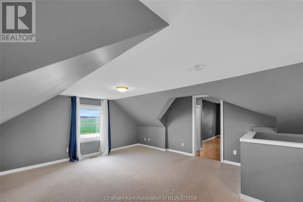 22546 MERLIN ROAD Image 32