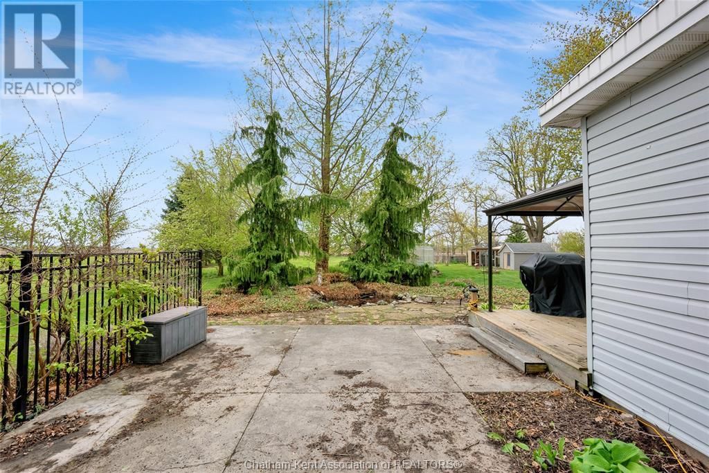 22546 MERLIN ROAD Image 41