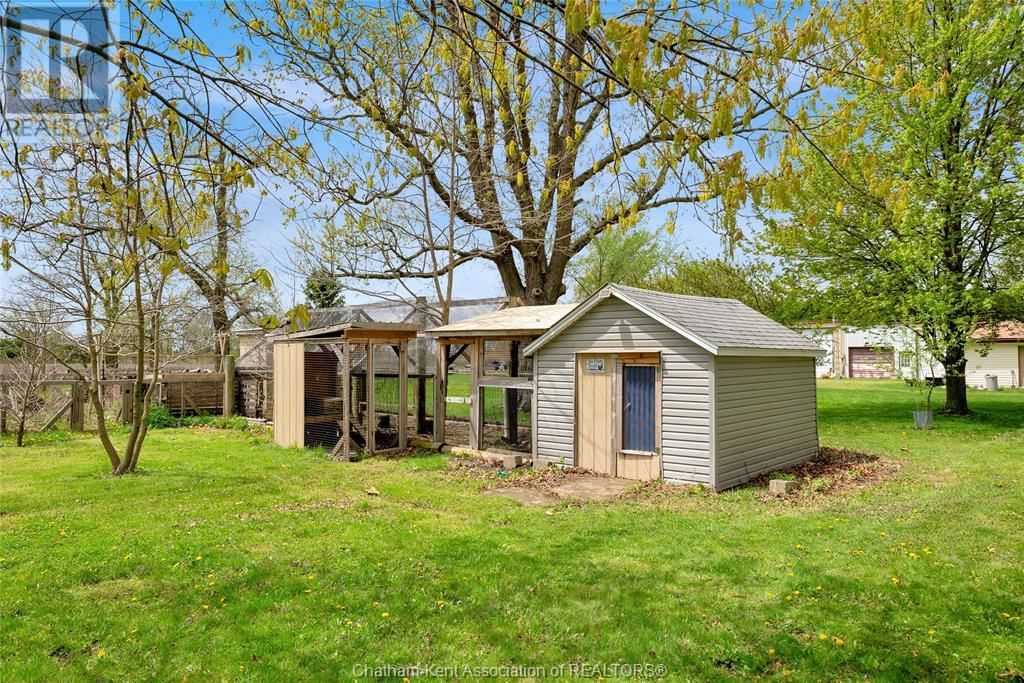 22546 MERLIN ROAD Image 46
