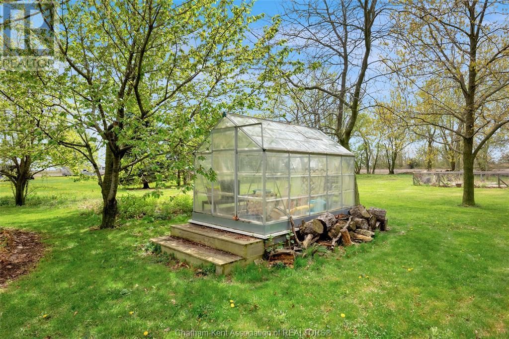 22546 MERLIN ROAD Image 47
