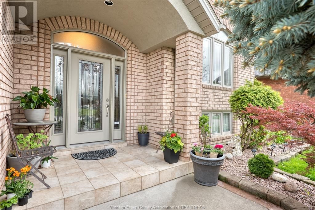 10859 MANCROFT Image 3