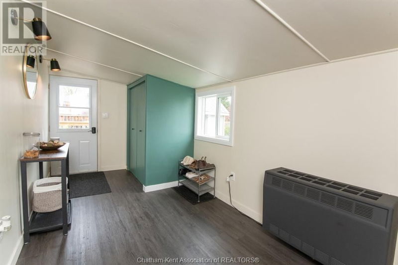 Room2