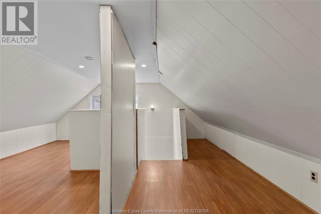 845 BRIDGE AVENUE Image 16