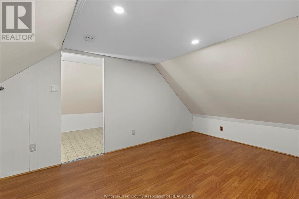 845 BRIDGE AVENUE Image 18