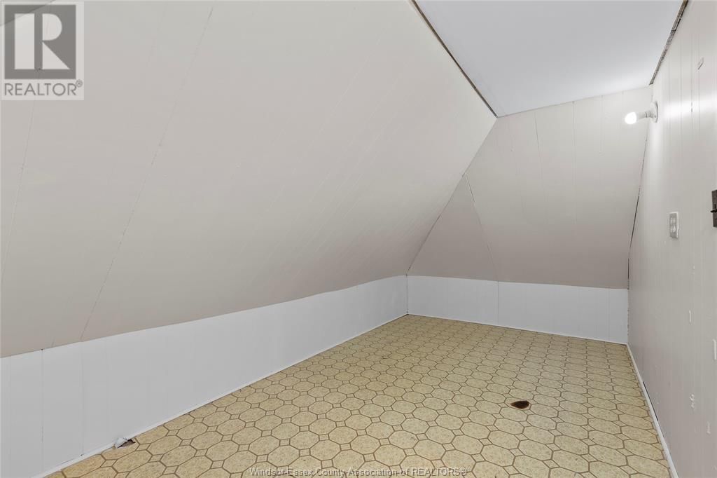 845 BRIDGE AVENUE Image 21