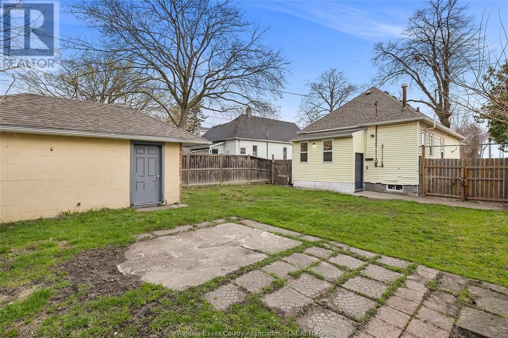 845 BRIDGE AVENUE Image 26