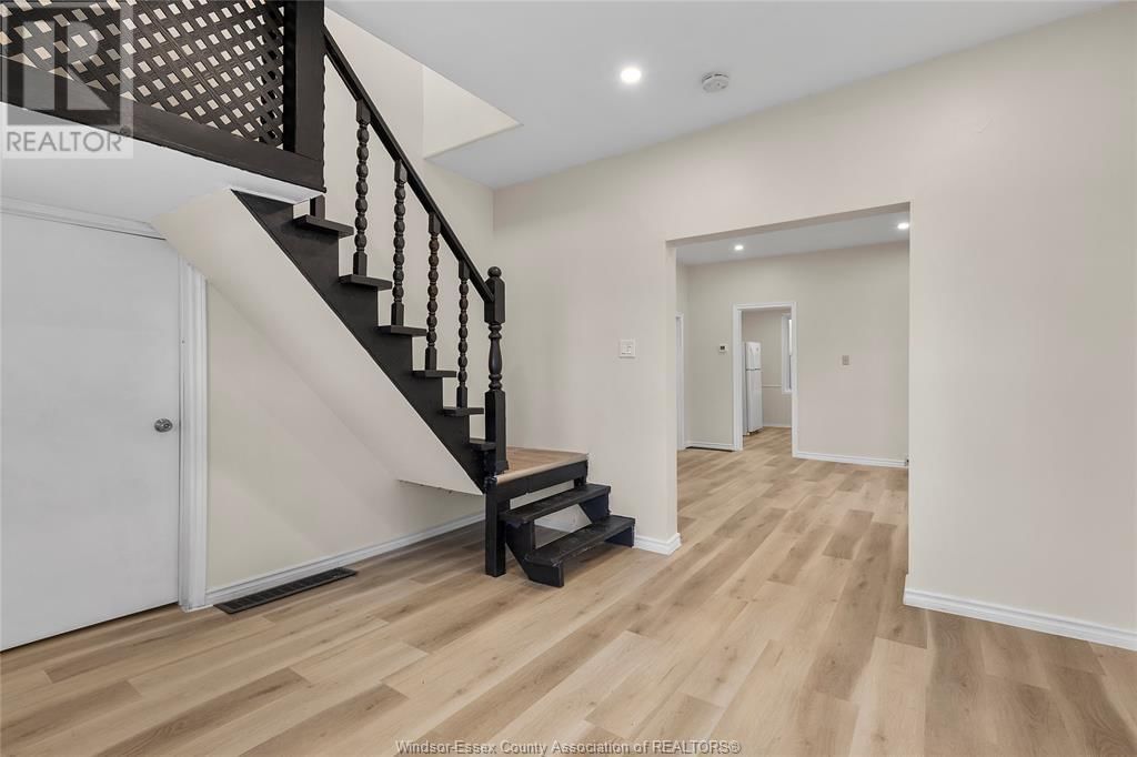 845 BRIDGE AVENUE Image 3