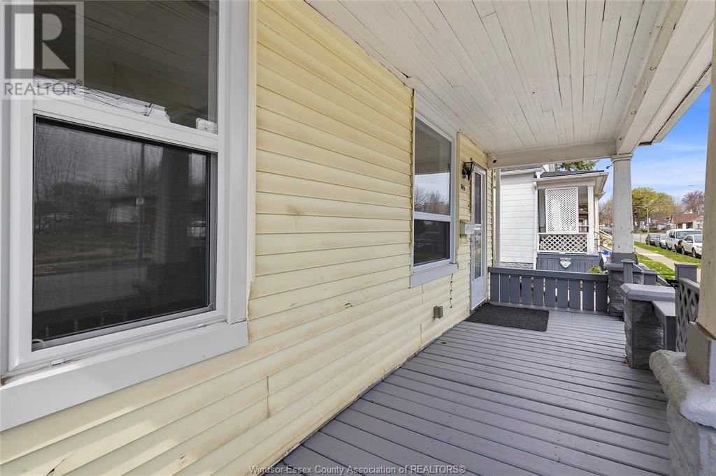 845 BRIDGE AVENUE Image 32