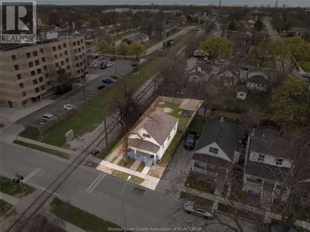 845 BRIDGE AVENUE Image 34
