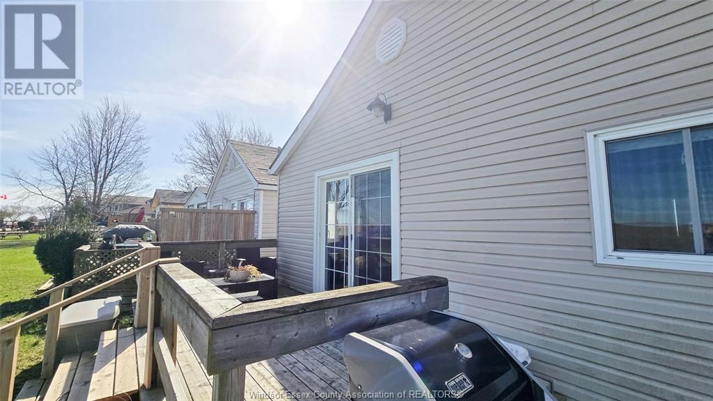 1458 CAILLE AVENUE Image 10