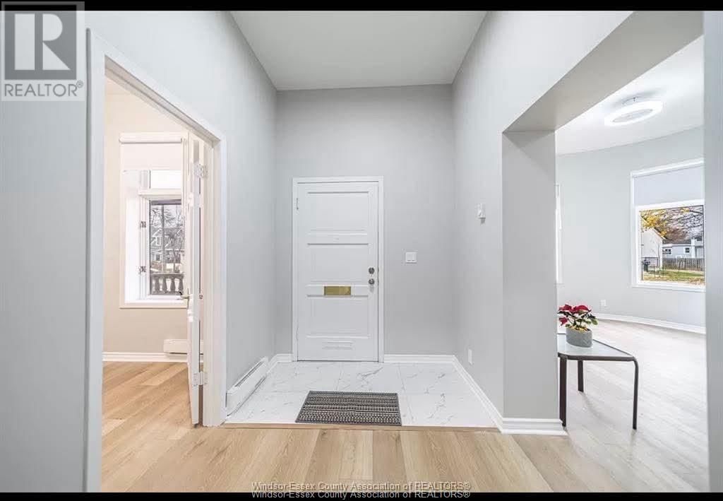 18 CLARK STREET EAST Image 11