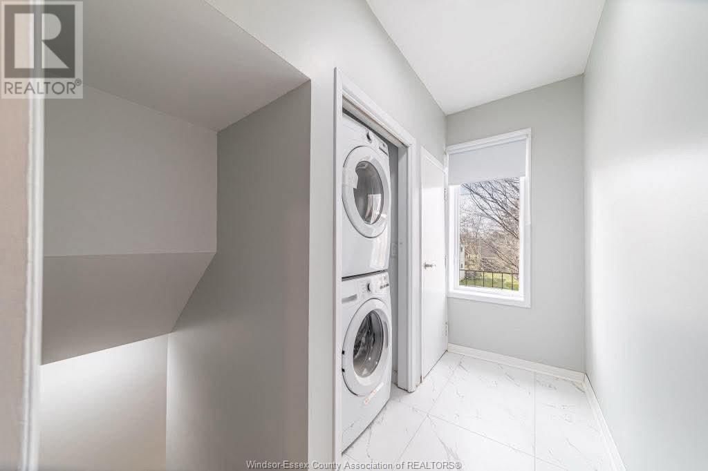 18 CLARK STREET EAST Image 12