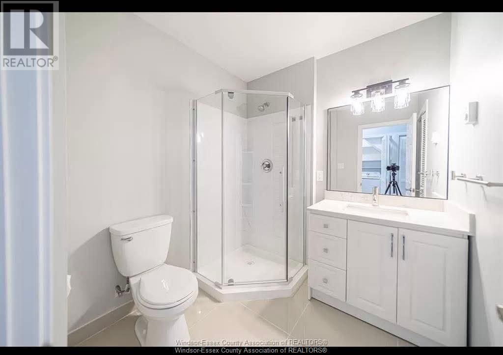 18 CLARK STREET EAST Image 16