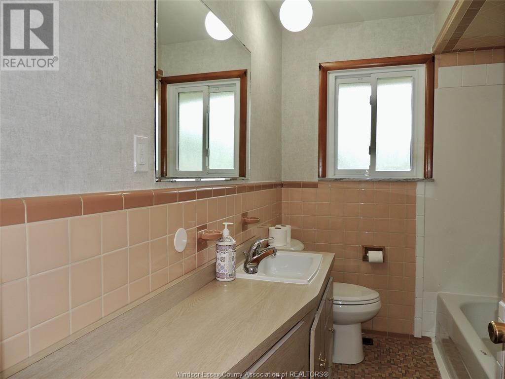 2497 DANDURAND Image 13