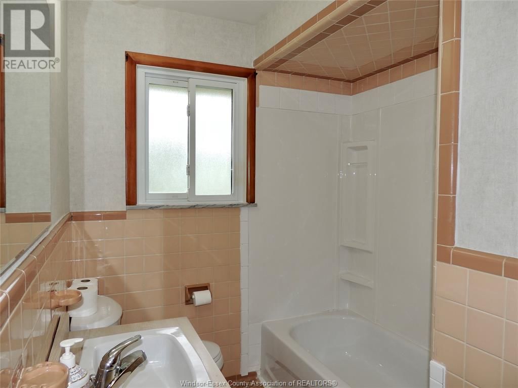 2497 DANDURAND Image 14