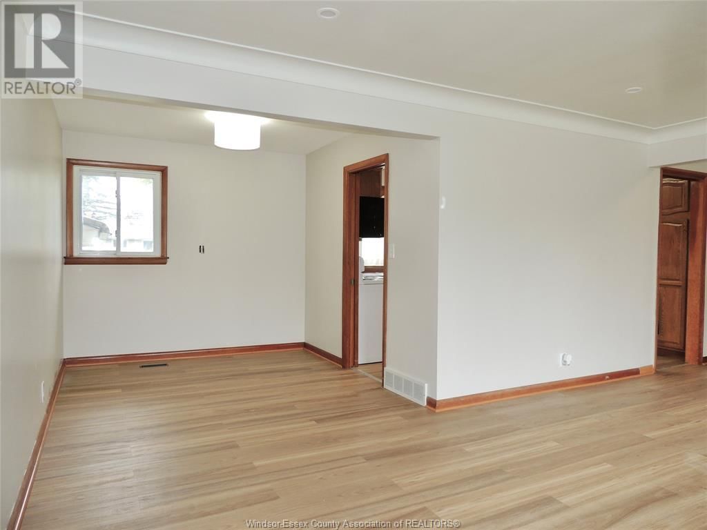 2497 DANDURAND Image 3