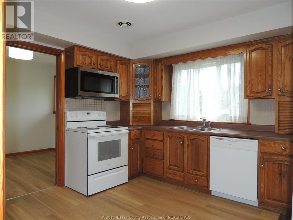 2497 DANDURAND Image 6